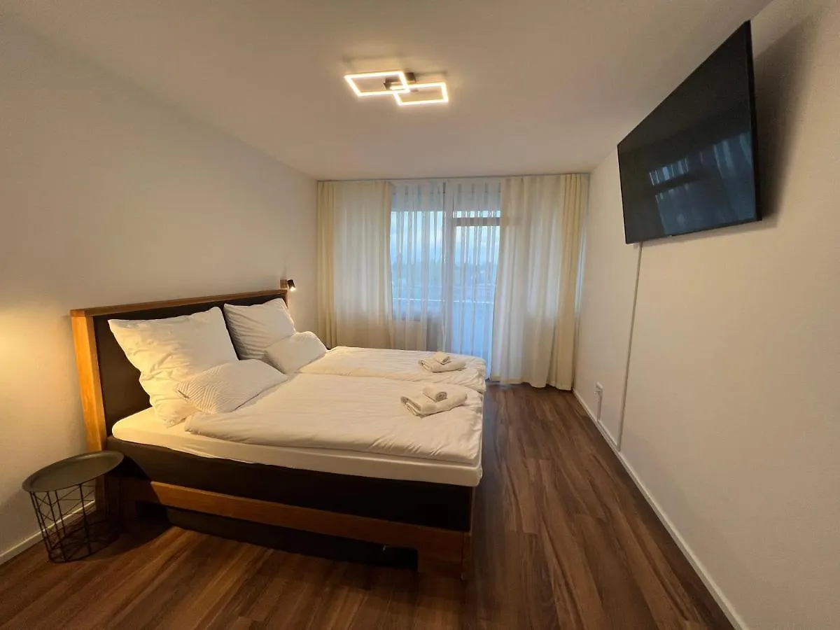 City Apartment - Laim - Mountain View